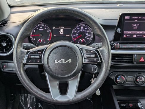 Used 2024 Kia Forte LXS image 21