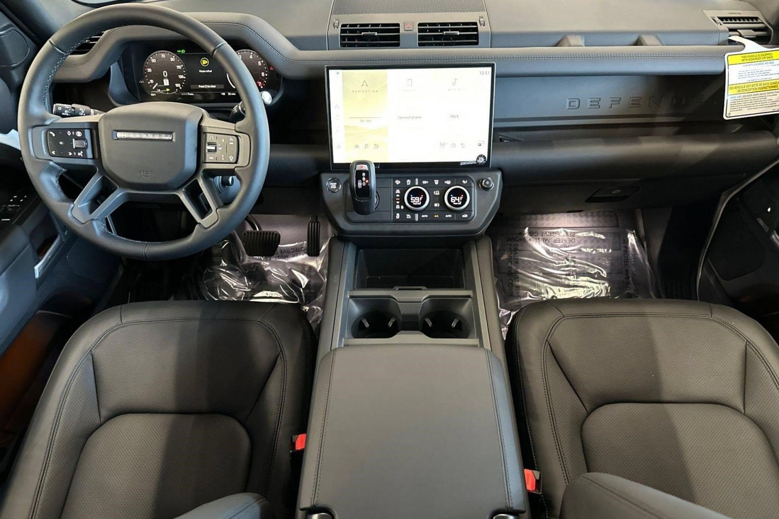 New 2026 Land Rover Defender 110 X-Dynamic SE AWD/4WD image 14