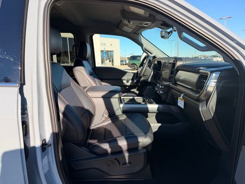 New 2026 Ford F250 Lariat w/ Lariat Premium Package image 21
