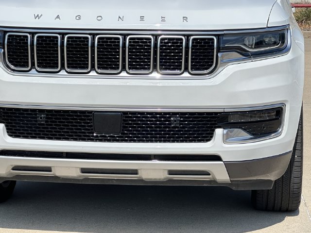 Used 2022 Jeep Wagoneer Series II w/ Premium Group I AWD/4WD image 8
