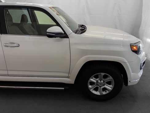 Used 2023 Toyota 4Runner Limited image 9