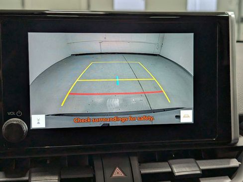 Used 2025 Toyota RAV4 XLE image 27