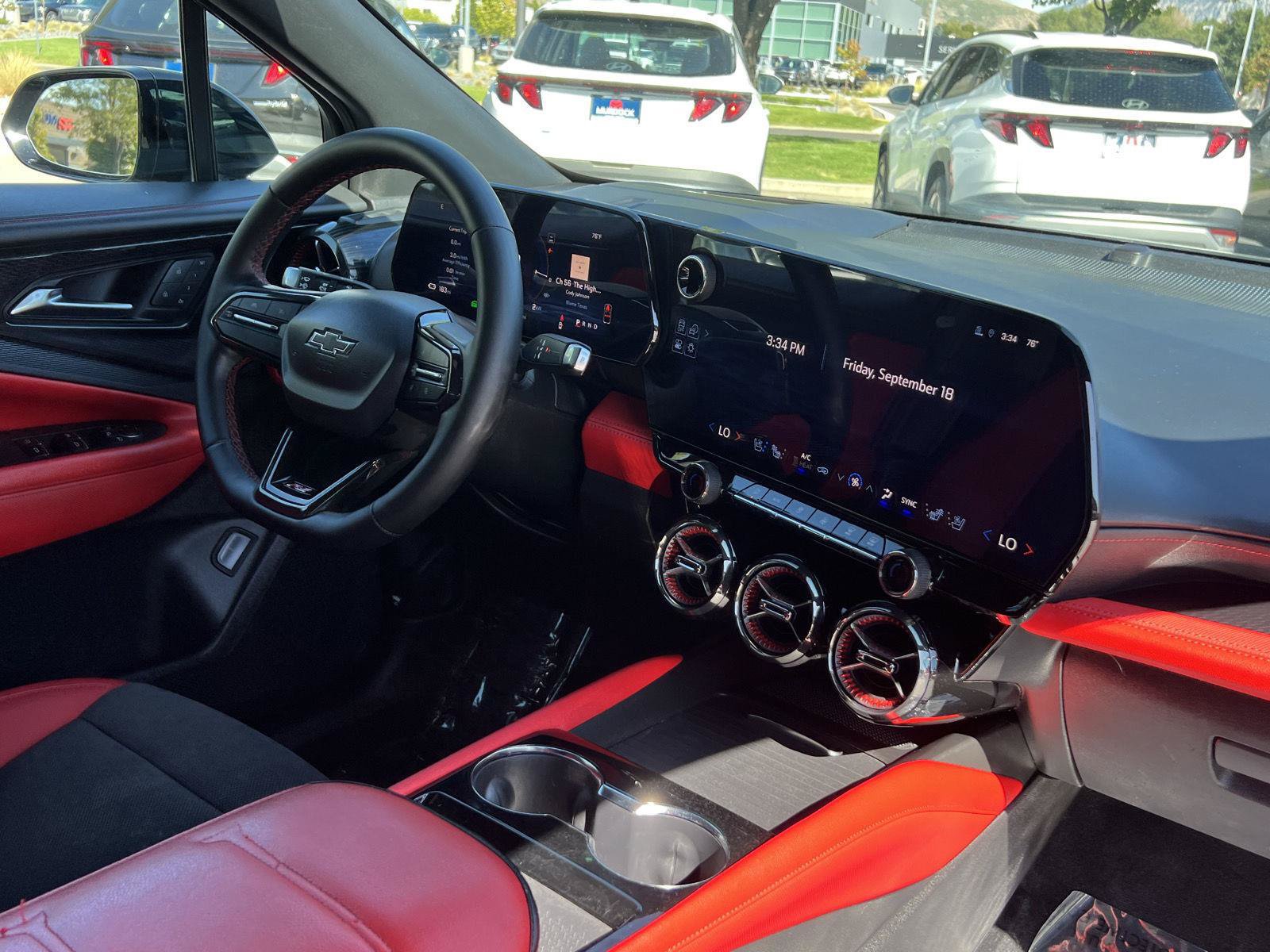 Used 2024 Chevrolet Blazer EV RS AWD/4WD image 3
