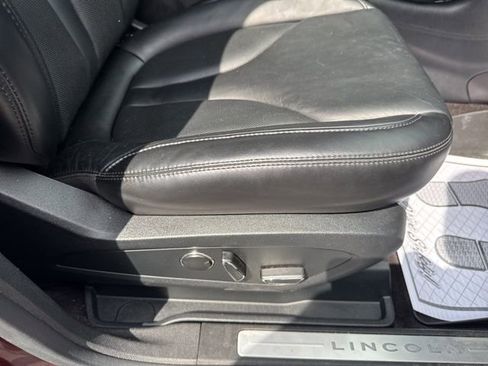 Used 2017 Lincoln MKC Select w/ Select Plus Package image 16