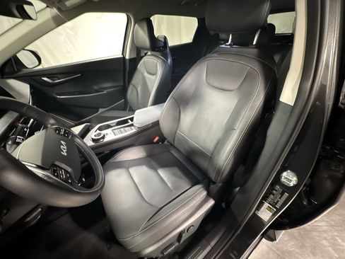 Certified 2023 Kia EV6 Wind w/ Wind Technology Package image 16