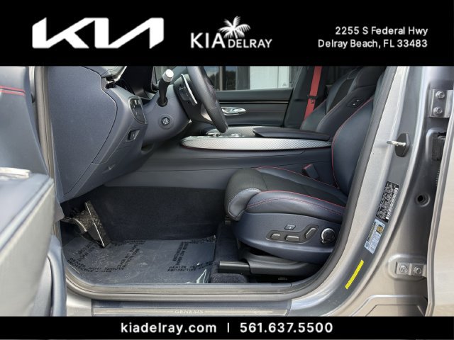 Used 2023 Genesis GV70 2.5T w/ Sport Prestige Package AWD/4WD image 19
