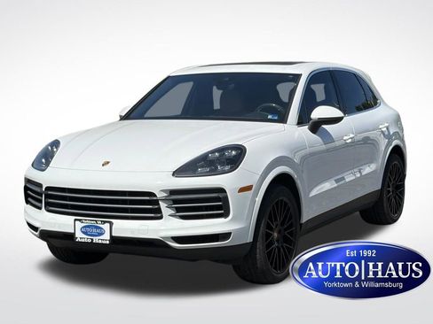 Used 2021 Porsche Cayenne AWD/4WD image 1