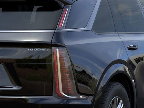 New 2026 Cadillac Escalade IQ Luxury 1 w/ LPO, Floor Liner Package image 11