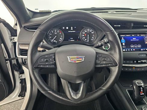 Used 2019 Cadillac XT4 Sport AWD/4WD image 22