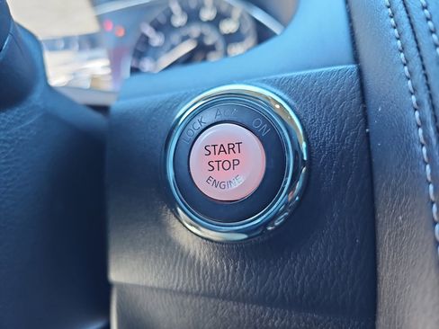 Used 2020 Nissan Armada SL w/ Premium Package image 28