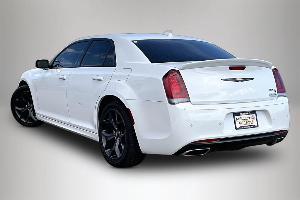 Used 2023 Chrysler 300 S w/ Comfort Group RWD image 4
