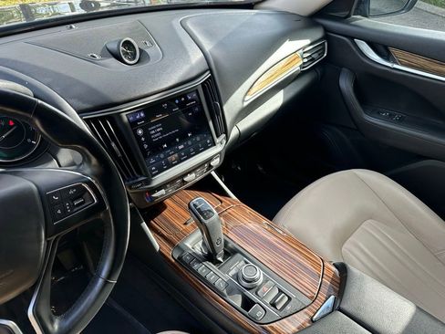 Used 2022 Maserati Levante GT image 22