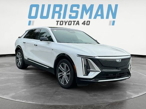 Used 2024 Cadillac Lyriq Luxury image 9