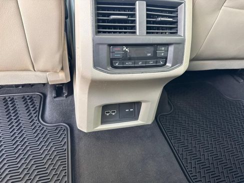 Used 2019 Volkswagen Atlas SEL Premium AWD/4WD image 12