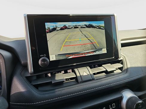 Certified 2023 Toyota RAV4 LE AWD/4WD image 13