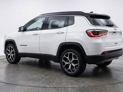 Used 2025 Jeep Compass Limited AWD/4WD image 6