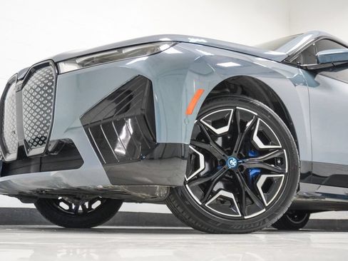 Used 2024 BMW iX xDrive50 w/ Sport Package AWD/4WD image 2