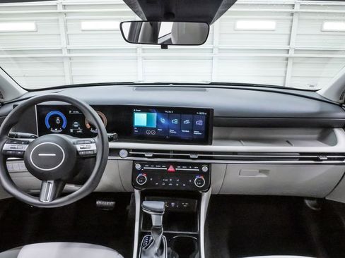 Used 2025 Hyundai Tucson SEL image 15