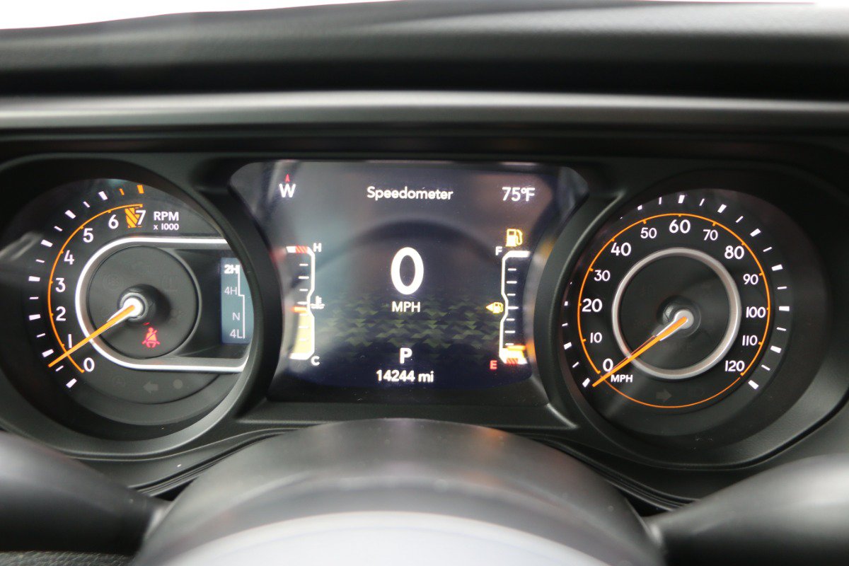 Used 2025 Jeep Gladiator Sport AWD/4WD image 28