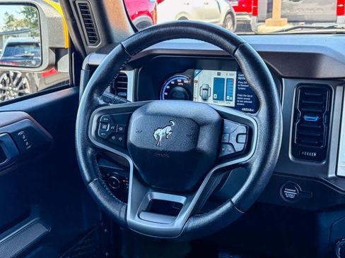 Used 2022 Ford Bronco Outer Banks AWD/4WD image 14