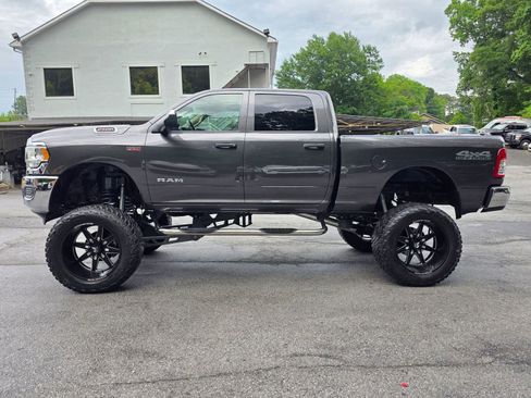 Used 2019 RAM 2500 Tradesman AWD/4WD image 3