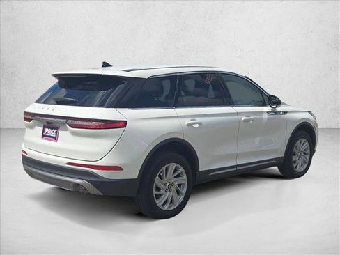 Used 2024 Lincoln Corsair FWD image 5