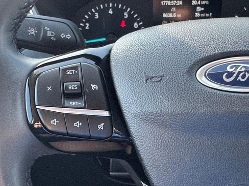 Used 2022 Ford Escape SE w/ SE Sport Appearance Package image 20