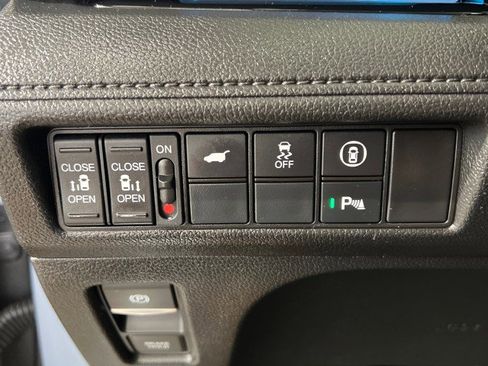 Used 2023 Honda Odyssey Touring image 30