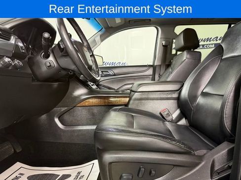 Used 2018 Chevrolet Suburban LT image 10