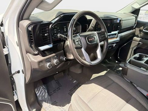 Used 2022 GMC Sierra 1500 SLE image 21