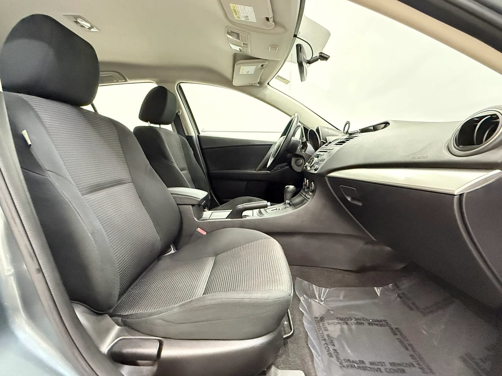 Used 2013 MAZDA MAZDA3 i Touring FWD image 25
