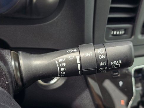 Used 2020 Toyota Sienna Limited FWD image 38
