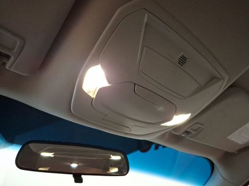 Used 2017 Ford Escape SE image 26