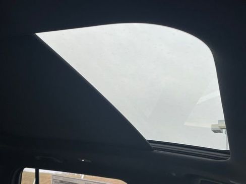 New 2025 Jeep Grand Cherokee L Limited image 31