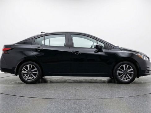 Used 2025 Nissan Versa SV image 11