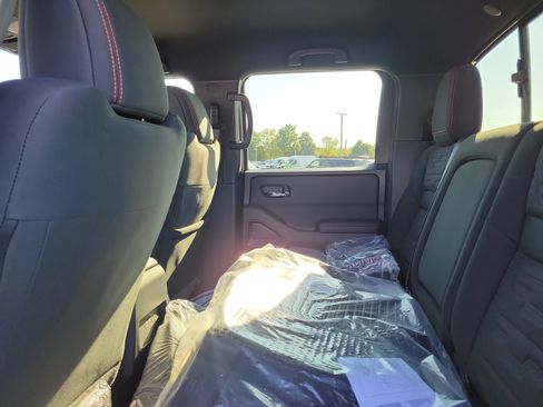 New 2025 Nissan Frontier PRO-4X w/ Interior Protection Package image 11