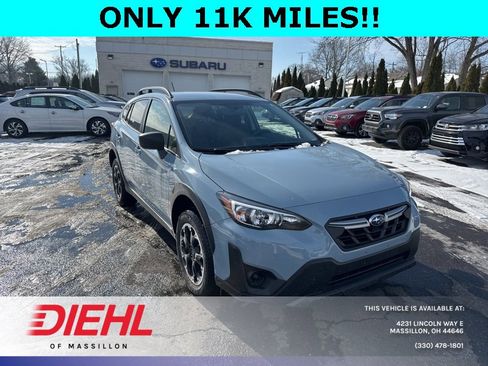 Used 2023 Subaru Crosstrek 2.0i image 1