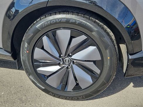 Used 2023 Nissan Ariya FWD image 14