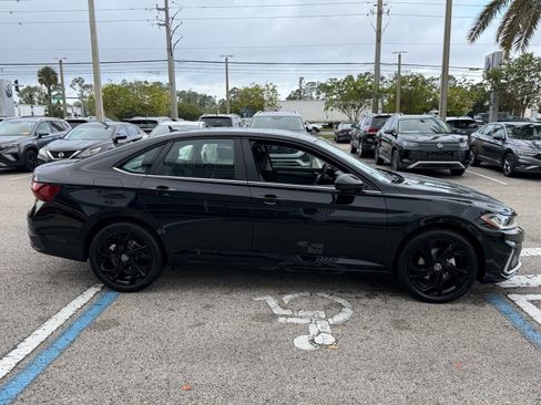 New 2026 Volkswagen Jetta SE image 17