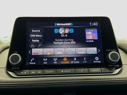 Used 2024 Nissan Rogue SV image 9