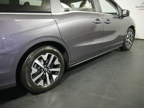 New 2026 Honda Odyssey EX-L image 4