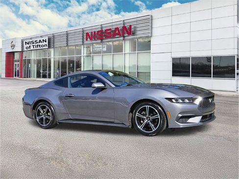 Used 2024 Ford Mustang Premium RWD image 3