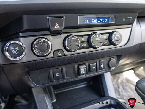 Used 2023 Toyota Tacoma TRD Sport AWD/4WD image 35