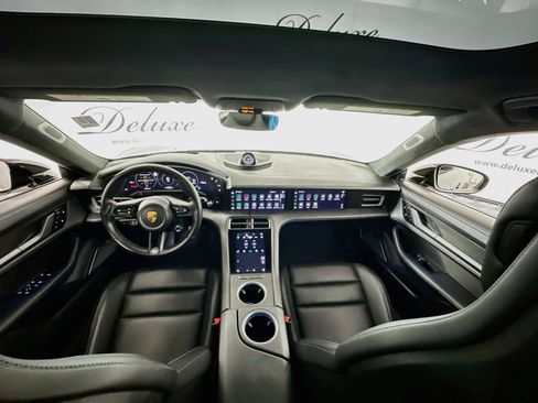 Used 2022 Porsche Taycan Turbo S w/ Premium Package AWD/4WD image 18
