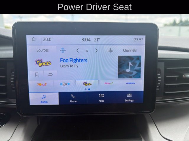 Used 2023 Ford Explorer XLT AWD/4WD image 16
