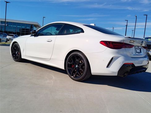 New 2026 BMW 430i Coupe w/ M Sport Package image 3