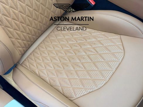 Used 2025 Aston Martin DB12 Convertible RWD image 17