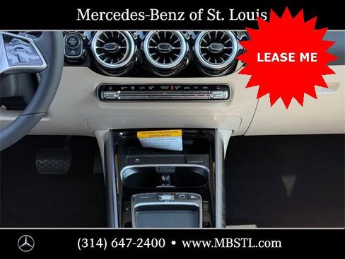 Certified 2025 Mercedes-Benz GLA 250 4MATIC image 11