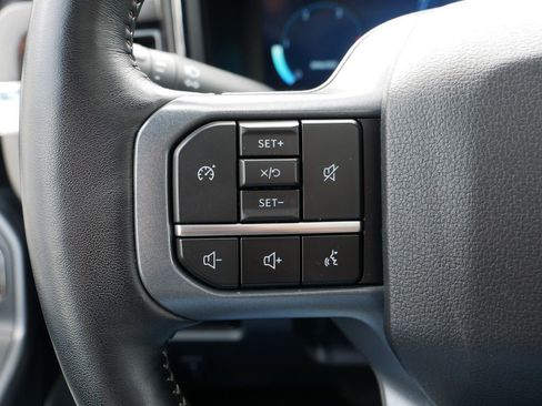 Used 2024 Ford F350 Lariat AWD/4WD image 23