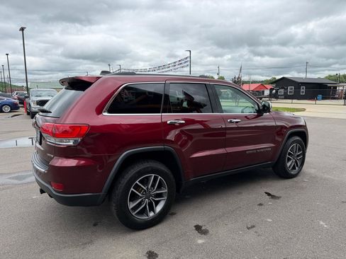 Used 2019 Jeep Grand Cherokee Limited AWD/4WD image 4